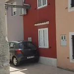 شقة Matej *