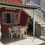 Matej شقة